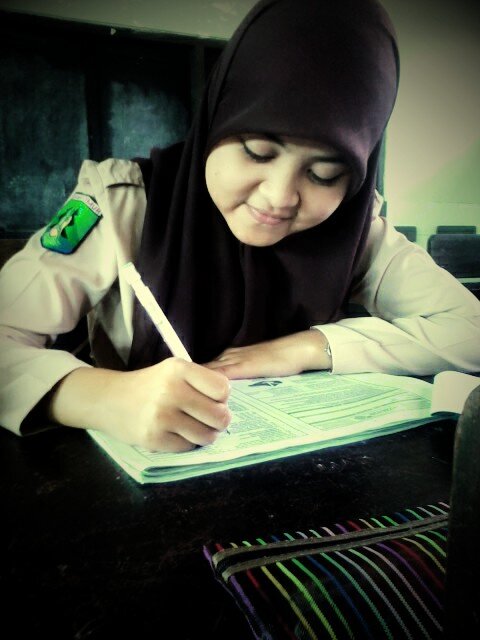 Aku bersama hujan ƪ(˘⌣˘)