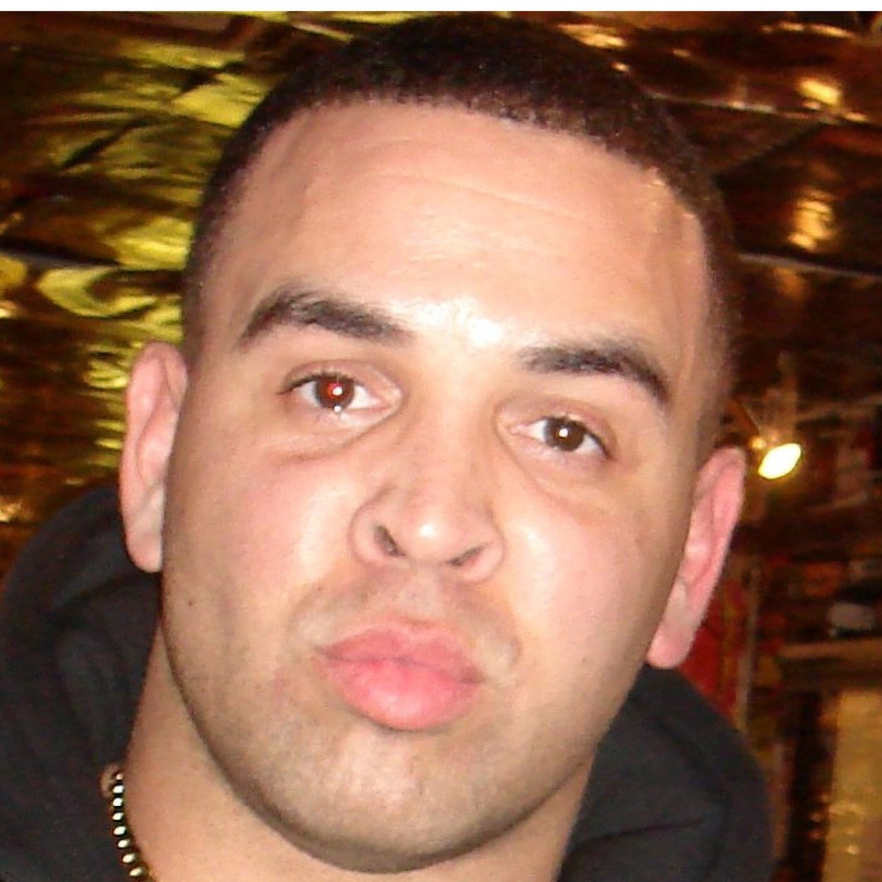 _PRESSHA's profile picture. Emcee/Lyricist/Turntable Technician/Barber God 1st, HipHop 2nd! Fan Follow @ Instagram: @PRESSHA, https://t.co/c70QD13oJR