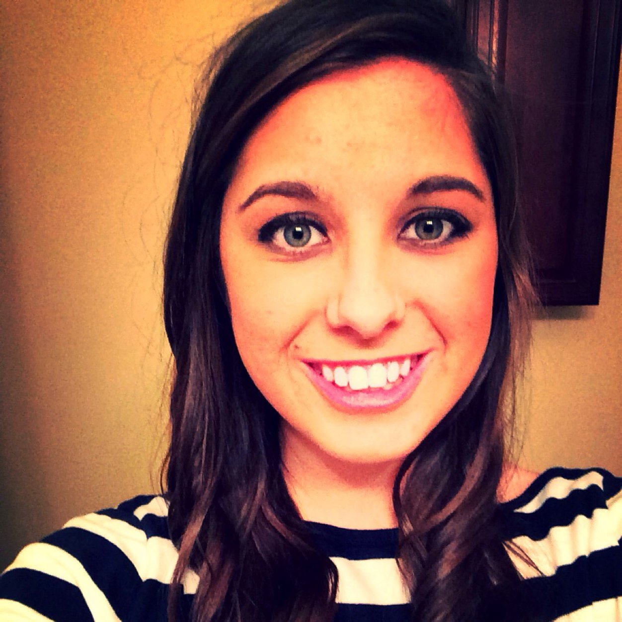 Its Bethanie(:
MCHS Cheerleader
Sophmore
Single