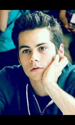 this is a fb acc from @insert_fandom. i just wanted to say thank you for following and i love you all