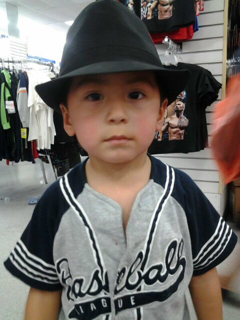 p_racso's profile picture. Me gustan las alta las bajas y las chaparritas viudas y divorciaditas y las muchas con novio cara de babosos SOY AVENTURERO revacilador soy horrible!!! Jaja