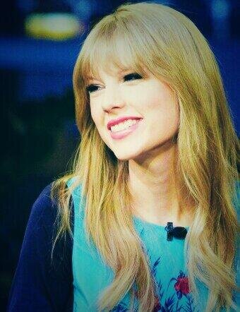 of course i love taylor, she's  perf