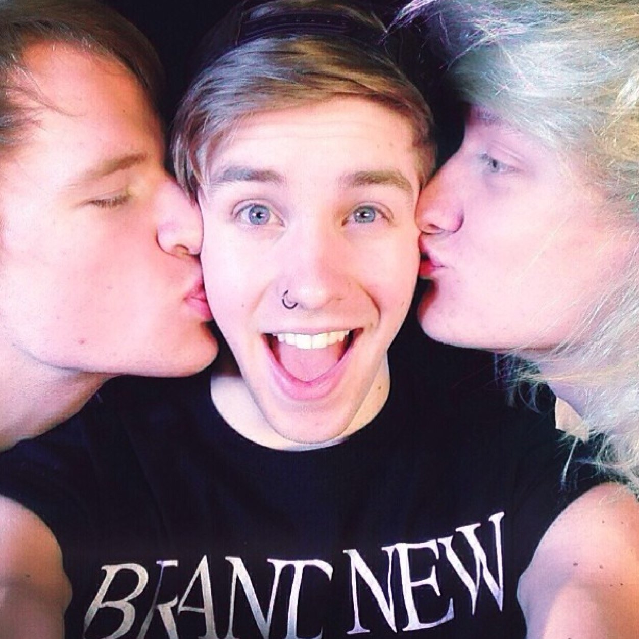 A few words of advice: hug a cactus, climb a tree, lick a pole. No, dont do that. Just watch VeeOneEye and listen to BriBry and Patty Walters