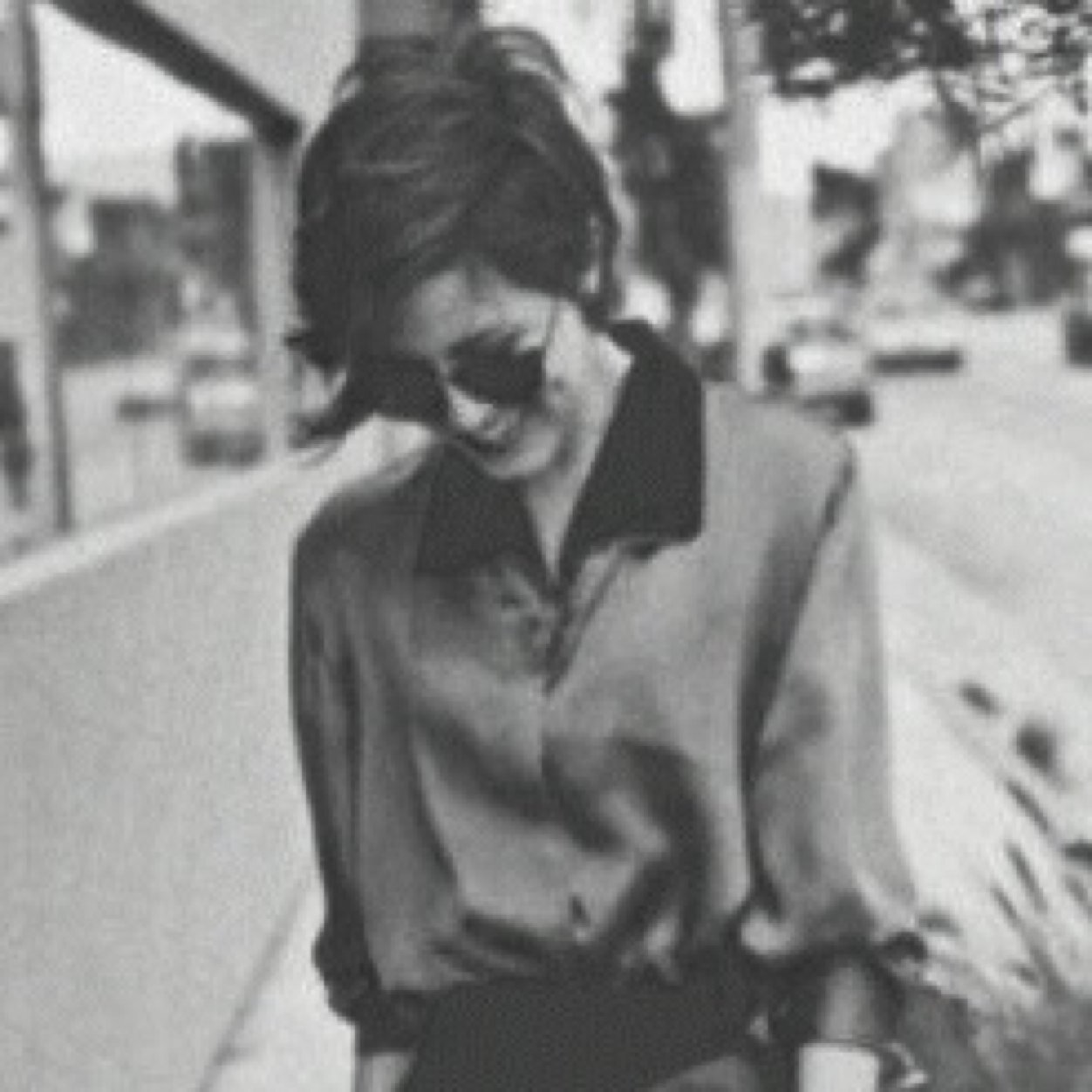 mahamoh07673867's profile picture. Simple girl married to fabulous guy F ' JDE ' study english  at kau ' dont let enything change youer beautiful smile ' i hope you to enjoy ' have agood day ✨