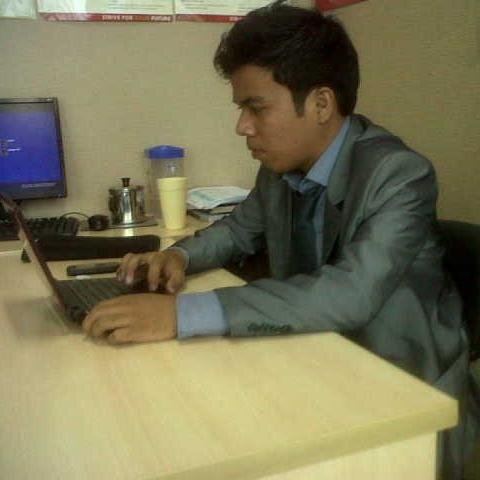 as long as the dream is still coming to haunt you .. was looking for and try to achieve the dream that so you know that only you can achieve that dream ...