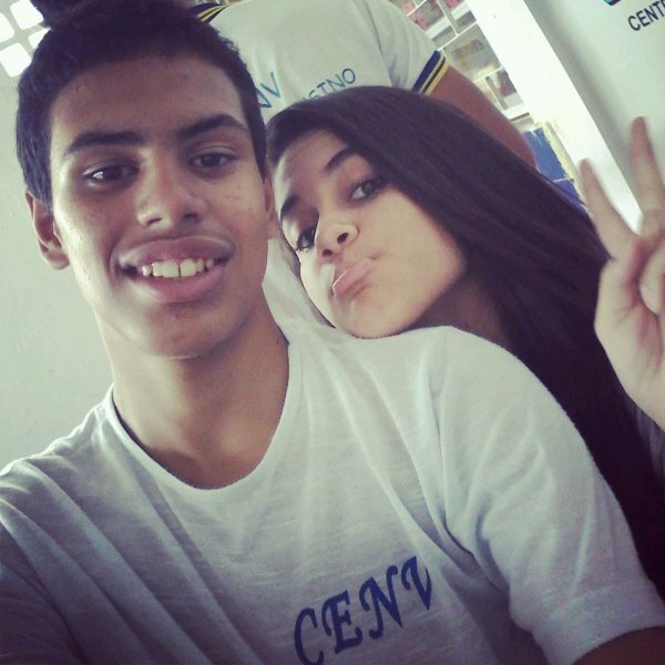 basta olhar no fundo foi dos meus olhos pra descobrir quem eu realmente sou