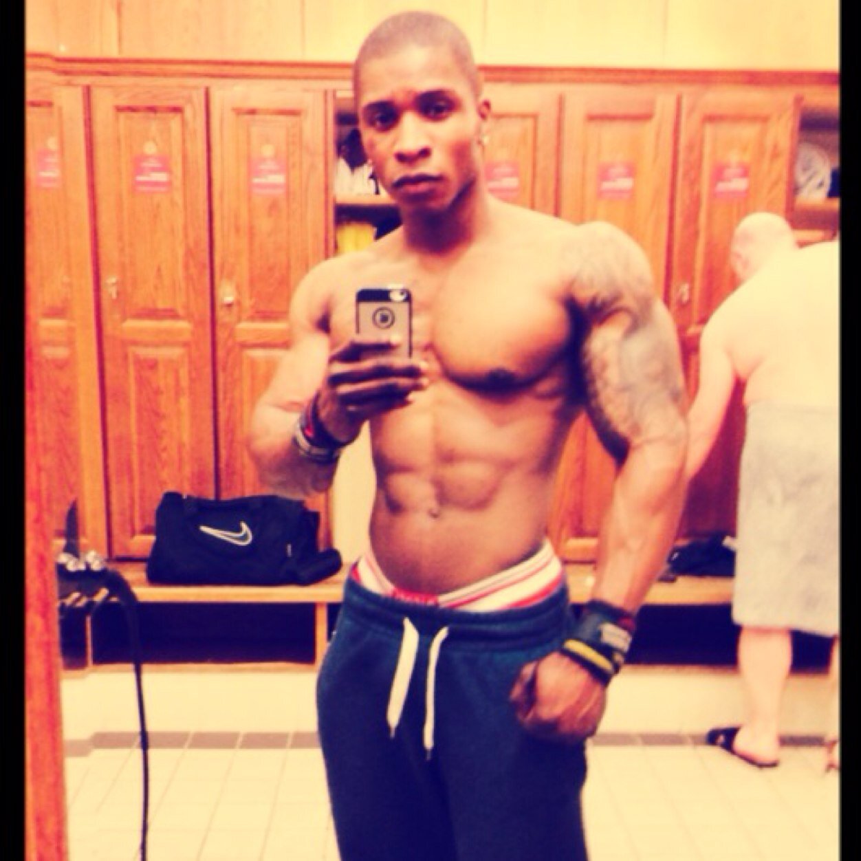 loicfitness02's profile picture. 