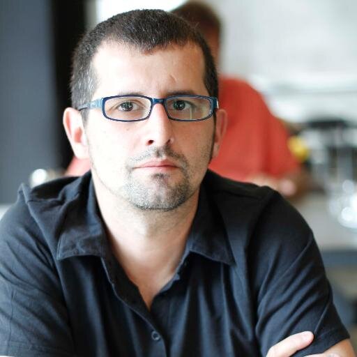 Empresario. Promotor y mánager. Periodista. Ahora toca remontar.