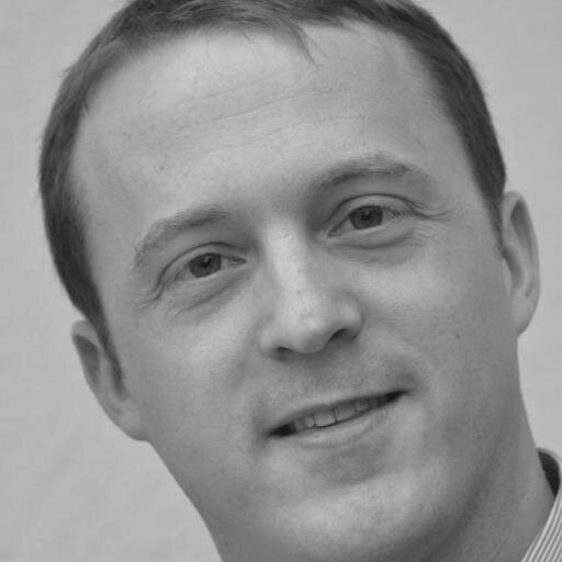 Healthcare marketer. Frenchman in London. Love running, cooking and eating.