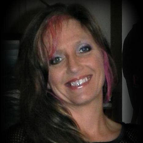 paintrgrljen's profile picture. 