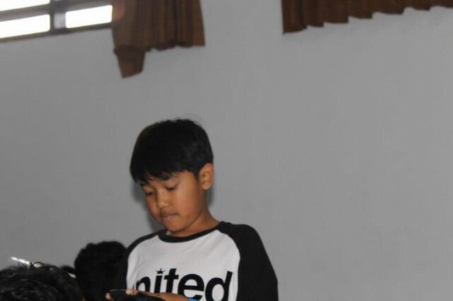 Skateboarding • Istiqamah JHS • line: Fikryrahn •15