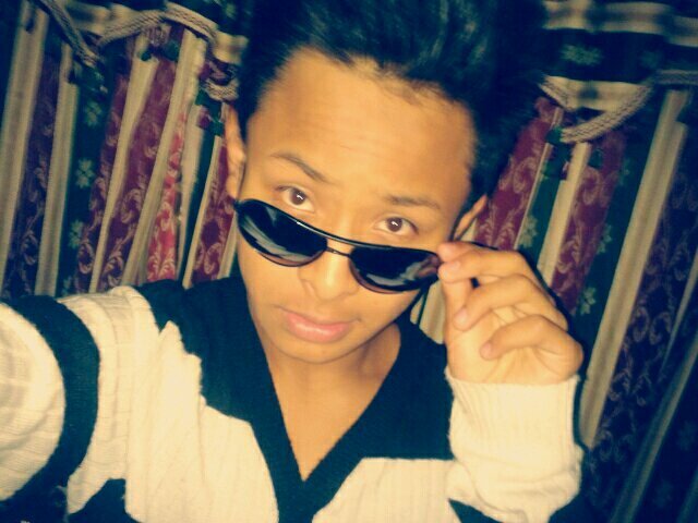 My Mother Says I'm A Unicorn So Fuck You .....No Soy Bueno Ni Soy Malo , Soy Como Me Taratan Asi De Simple *.* ...... Sigueme *.* ^_^