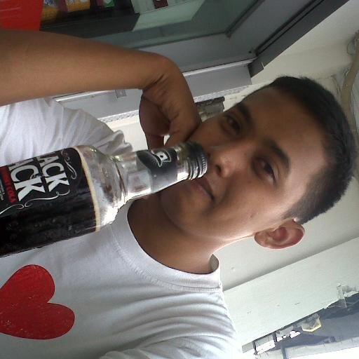 efendirudi's profile picture. pendiam .baik .item manis .ap ada nya :)