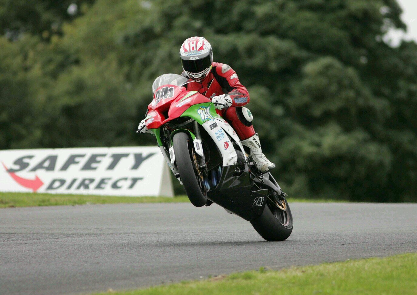 thomas o grady born and dragged up in lusk :) love racing ang riding bikes