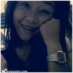 Hidup itu kaya sebuah senyum :)
semakin gak dibuat,semakin apa adanya :) semakin indah ;)