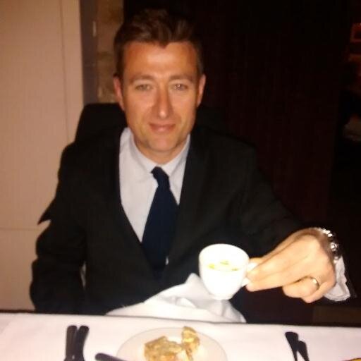 redjimla's profile picture. barely sentient