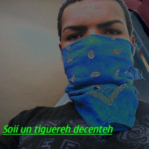 SOy Sentimental admiro a los Mejores Artistas Y mis sentimiento son profundos