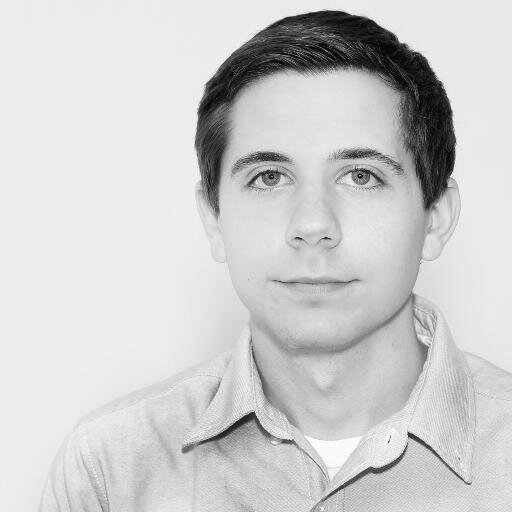 Web and Print Designer.
@UMSL and @uniofeastanglia alumni.