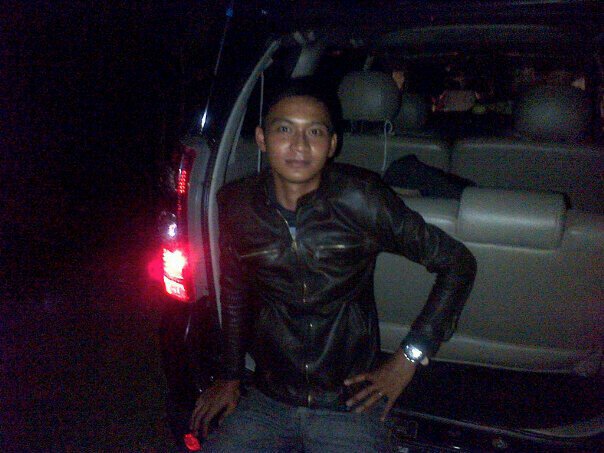 Cint&kasih  S[α̲̅]y[α̲̅]ng  lebih berharga dari intan&permata.maka itu harus ku cari dan ku genggam cinta itu.pin 25a1f506