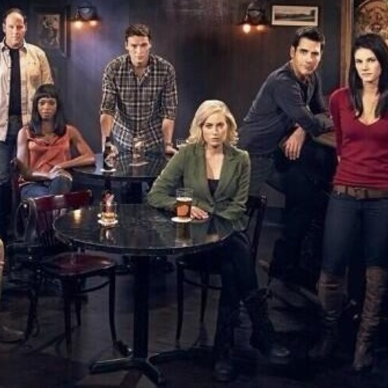 Fan Page for the summer hit tv series Rookie Blue. We're all waiting on season 5, which will have 22 eps instead of 13 there will be more Blue this year