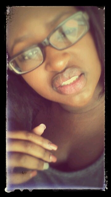 Who Gives A Fuck About A Bio .. Just Kno iEat, iBeat ,iSmoke, Then Tweet ..MUTHA FUCKA!!