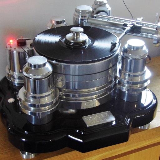 We are a group of genuine music enthusiasts specialising in jazz & classical
