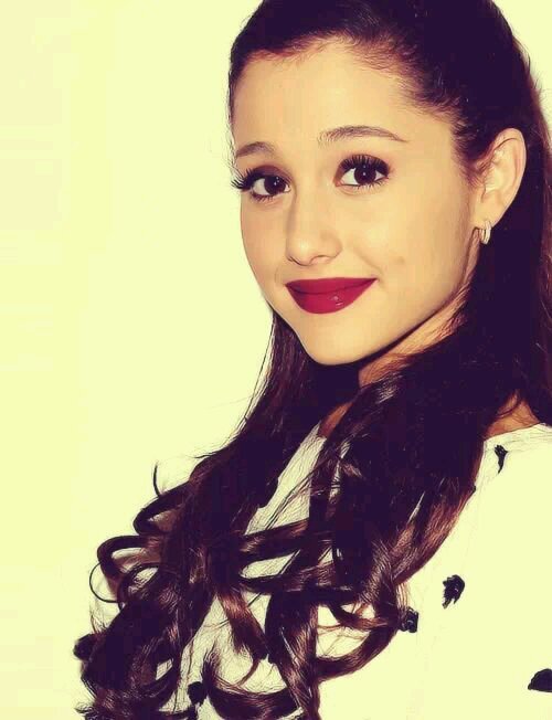 I'm a Fan of Ariana And Miranda, they are My Everything ♥ (ariana grande please Follow ME!, And Miranda Please Follow ME! ♥♥) AND 'YOU' PLEASE FOLLOW ME ♥