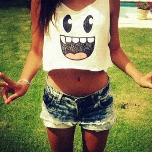 PD: Cada Minuto Que Piienso En Tii.. Y Trato De Al Menos Disimularlo No Puedo Por Que Presiiento Que TE AMO..
@Leiidy_Miitchell Te Qieree♥