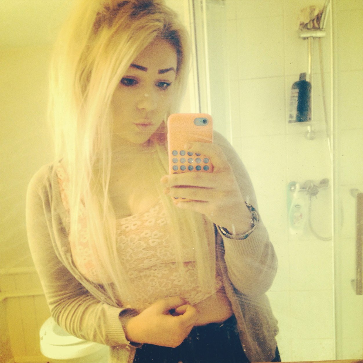 abiitate's profile picture. 