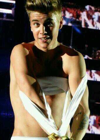 3ILoveJustin3 London UnitedKingdom