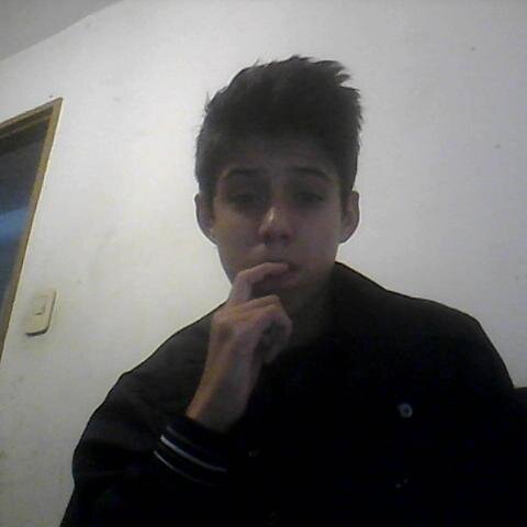 Hola soy Juan Mk .___. :r Me seguis jjeje