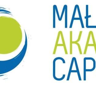Mała Akademia Capoeira to projekt stworzony przez przedstawicieli nowohuckiej sekcji Grupo de Capoeira Camangula skierowany do najmłodszych wielbicieli sportu.