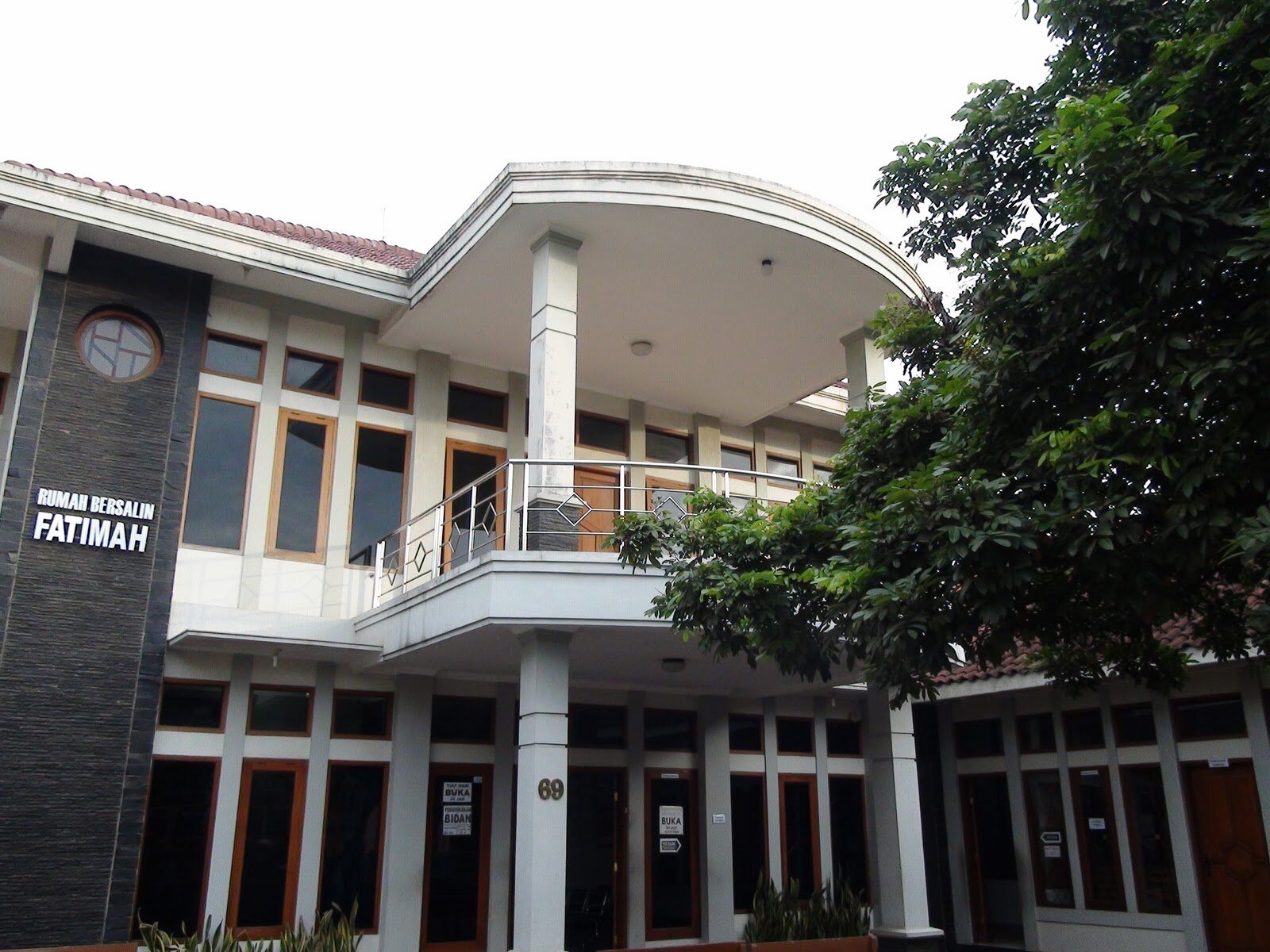 fatimahklinik's profile picture. Klinik Utama Kebidanan yang Nyaman, Amanah & Menyenangkan,email: fatimah. Hospital@gmail.com