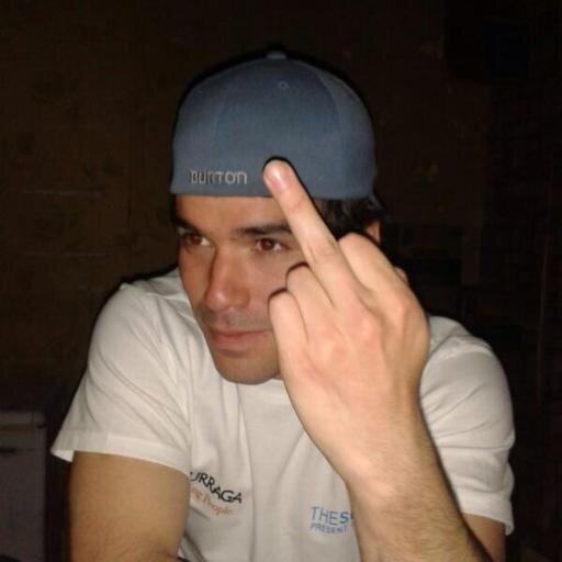 Genio, billonario, galan, filantropo