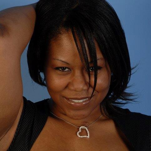 A single mom who loves to sing, act and dance. Startng life over remembering old dreams and tryin to reach them.