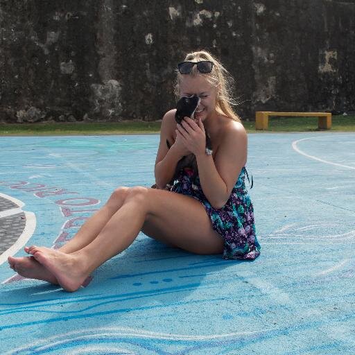 UncleLes_'s profile picture. 