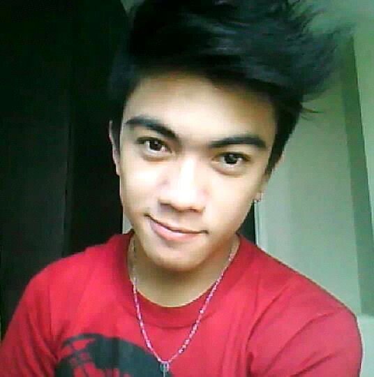 zymonsolar's profile picture. Zy, 18, Freelance Model, Engineering Student, Adventurer, Frustrated Lover, Admirer, #wassabian