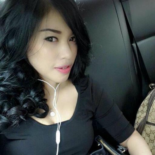 Mutheagain's profile picture. @USAHID (S1 HUMAS) 2011, I'm a presenter (Bincang Publik @CBchanel TV,DETAK News), Model of @Popularmagz @fhm @hotLifestyLmagz  http://t.co/MZHvsBbjwe