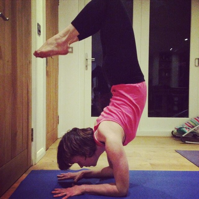 makedoandbend's profile picture. Yoga student, teacher and mum. Powered by tea and curiosity.