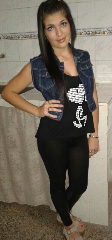 Amarte hasta morir es el sueño de mi vida, amarte hasta hacerte feliz y juntos trazar este camino hacia la eternidad ♥