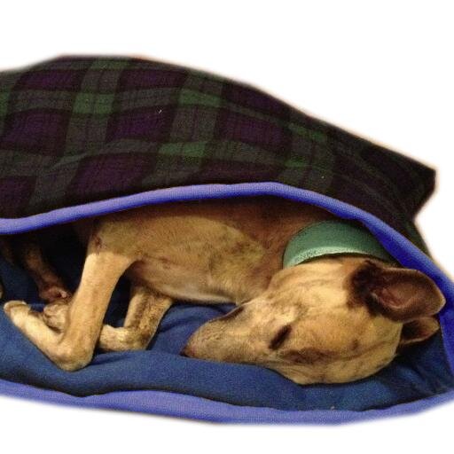 chic,warm fleecy sleeping bags for whippets