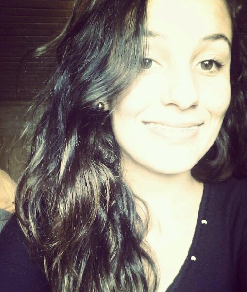 You're the smile on my face 
 And I ain't going nowhere 
 I'm here to make you happy, i'm here to see you smile #fall @justinbieber