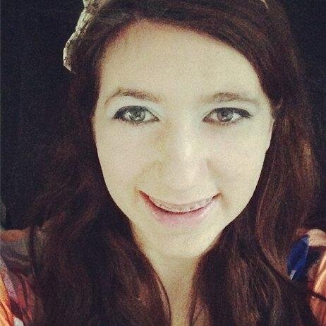 FictionalDream3's profile picture. Family comes first, there are no exceptions. Because when the knife from your 'friend' is in your back, your family will be the only one who cares. ~