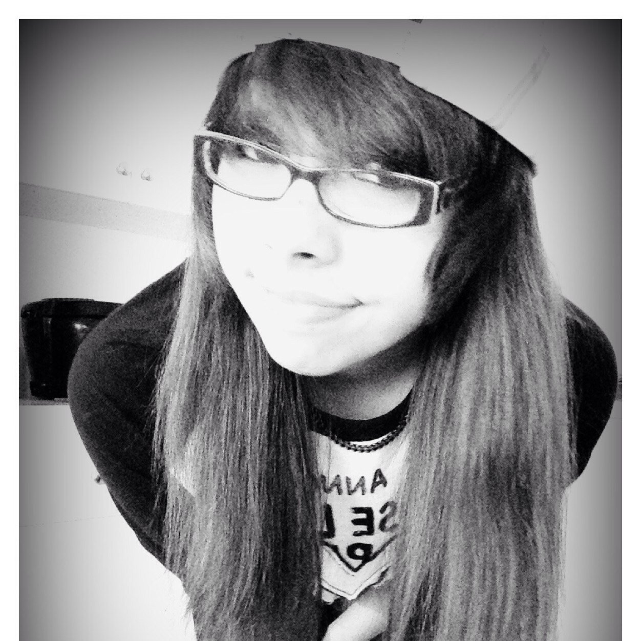 I am 14. I love all the rock bands out there, my favorite rock bands are Pierec The Veil and Black Veil Brides....ya