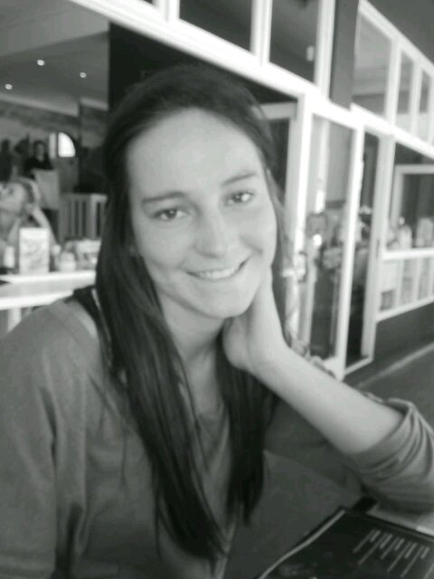 Good vibes!*follow your heart.#Sport addic(hockey,tennis,surf,sqaush) #Outdoor addic.#Christen4life