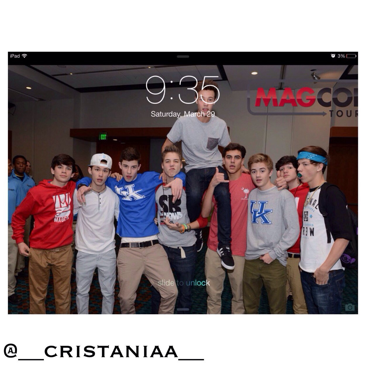 instagram: __cristaniaa__