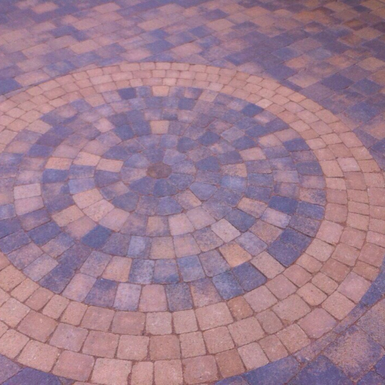Brickpaving, Flagging, Fencing, Kerbing, Drainage, Light Landscaping, etc. Contact number 07716681772 Email championgroundworksandpaving@gmail.com