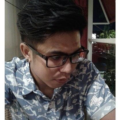 oliphdhian's profile picture. Diam itu aku, diluar itu dulu, kamar tempatku skrg. Kesepian! Sdh biasa, q Bahagia? Ya aku jadi lebih Baik & AKU BAHAGIA! (Fav Quotations) #Thella_johnuel