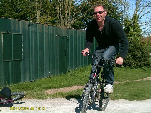 jez592's profile picture. Slightly insane but genuinly nice chap and single dad to two herberts and we enjoy playing in mud.  views are mine and not that of selex