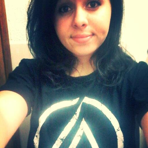 When I look to the stars,
I know just where you are ♪ ♥ Dead By Sunrise